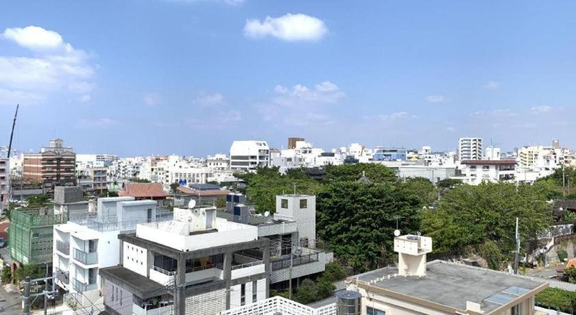 Mr.Kinjo Link In Kume Naha Hotell Eksteriør bilde